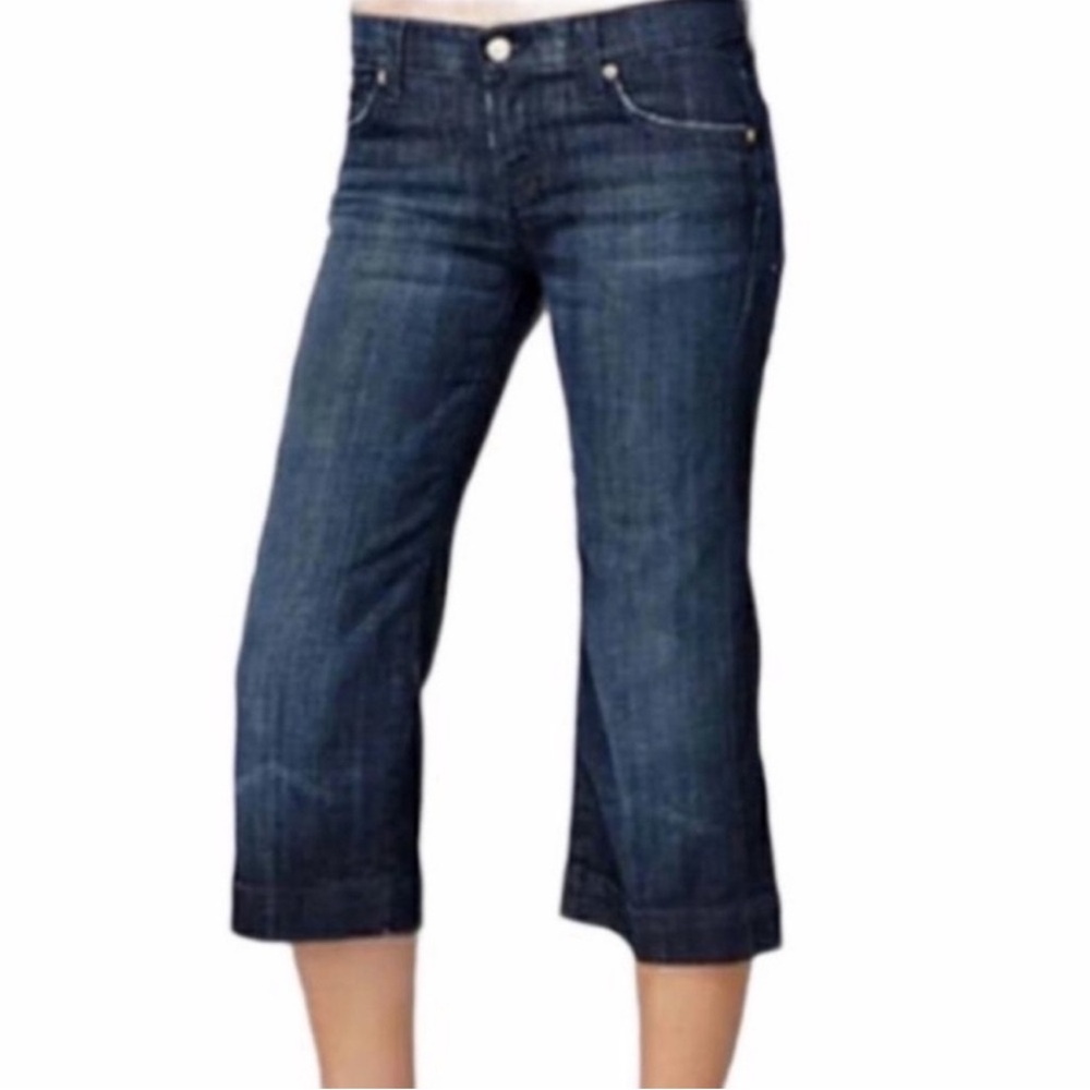 7 For All Mankind Medium Wash Dojo Crop Jeans Size 28